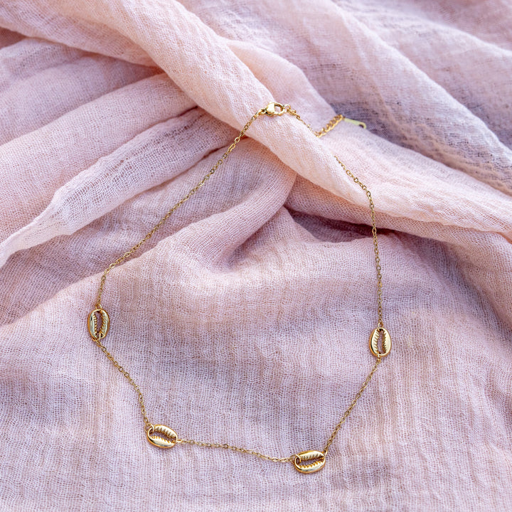 Isla Necklace